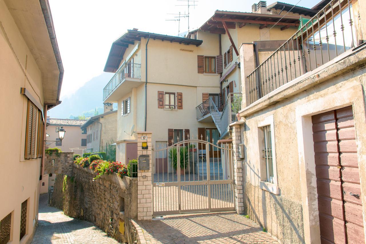 Casa Del Borgo Vesio Apartment Tremosine Екстериор снимка
